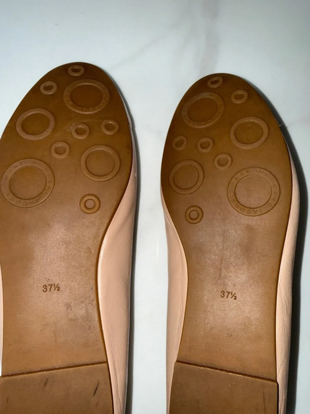 Marc Jacobs Nude Leather Ballet Flats with Gold Plaque